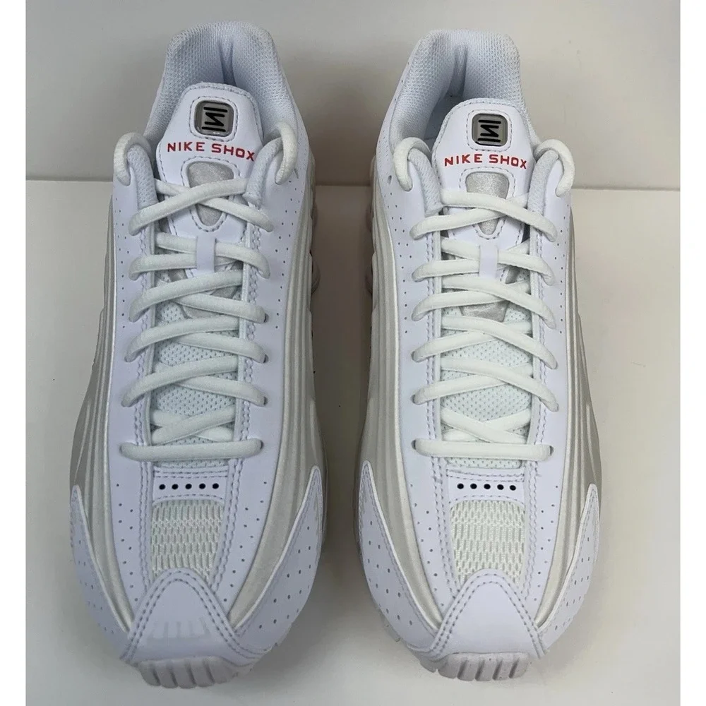 NIKE Shox R4 (GS) Shoes Youth Size 6.5 Women Size 8 White Phantom Red CW2626 102